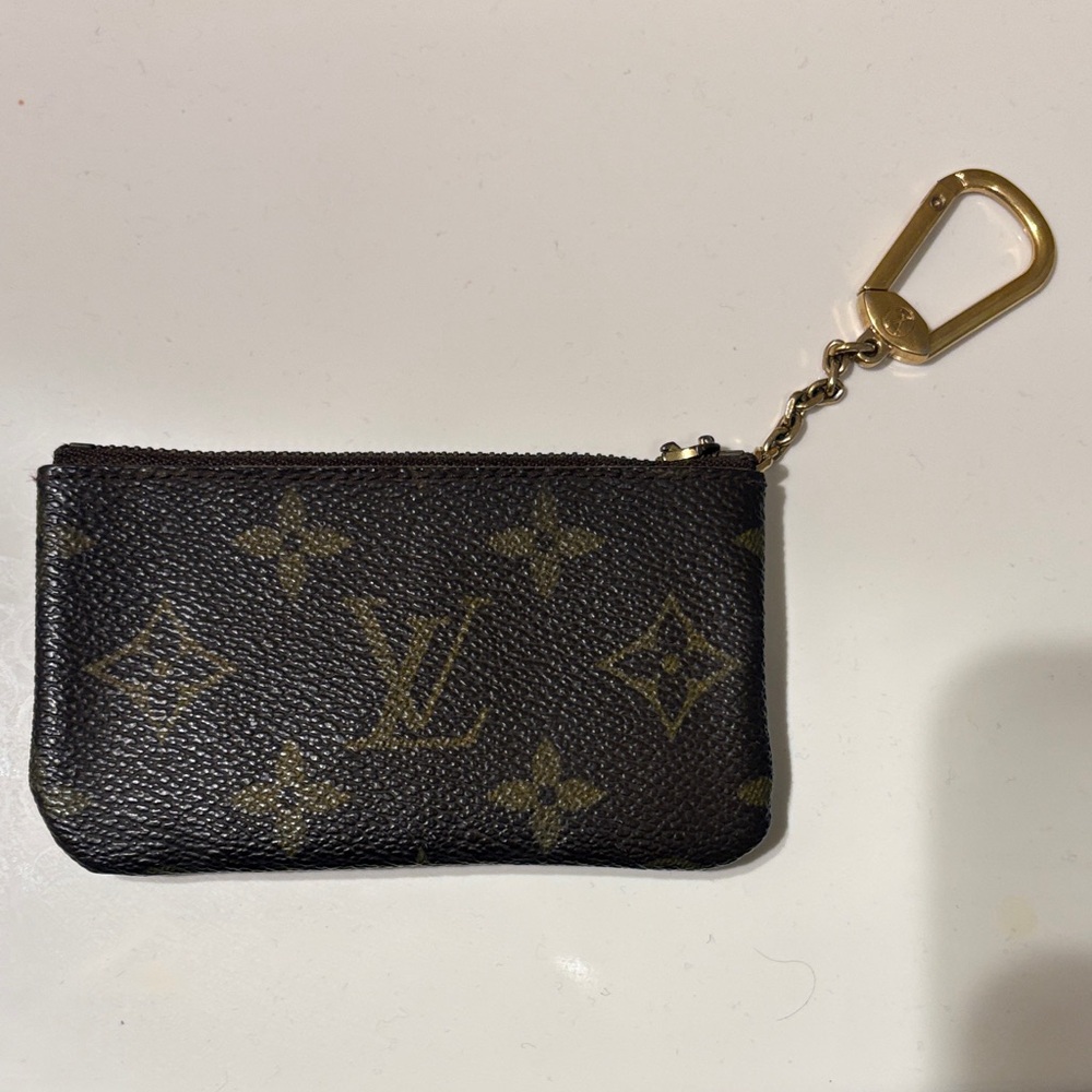 Louis Vuitton Monogram Key Holder - Black and Gold COA INCLUDED